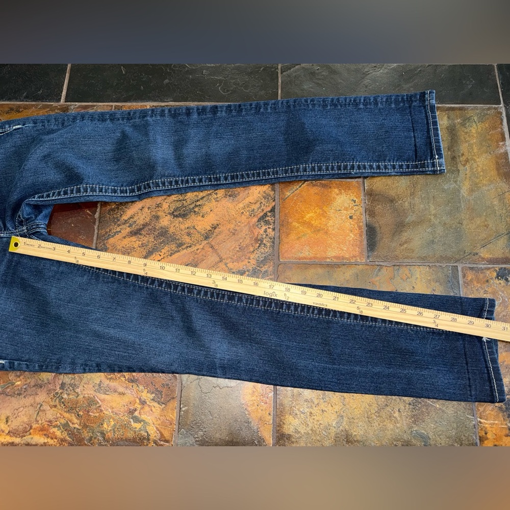 Miss Me Straight Leg Jeans - Picture 7 of 7